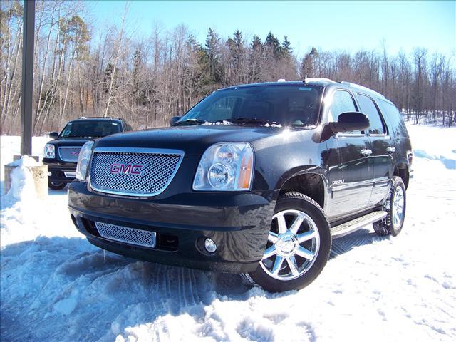 GMC Yukon EX Sedan 4D Sport Utility