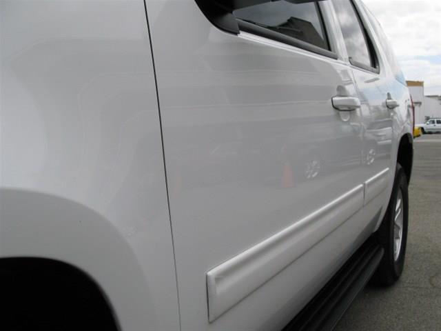 GMC Yukon 2011 photo 12