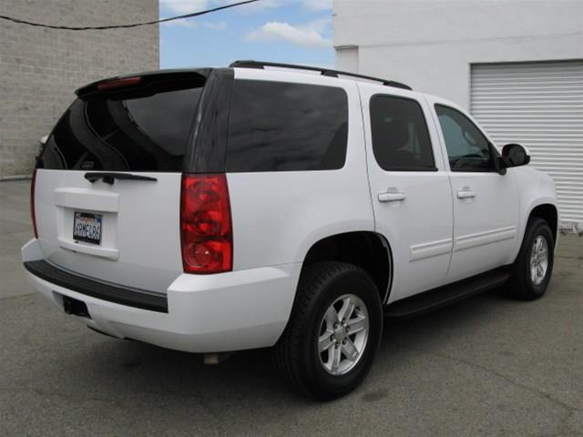 GMC Yukon 2011 photo 14