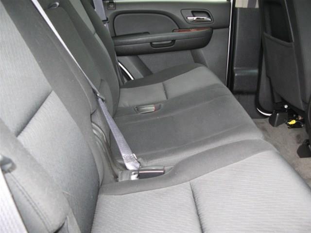 GMC Yukon 2011 photo 17