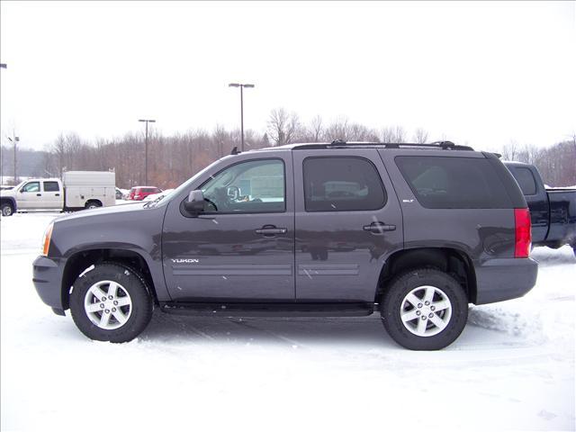 GMC Yukon SLT Sport Utility