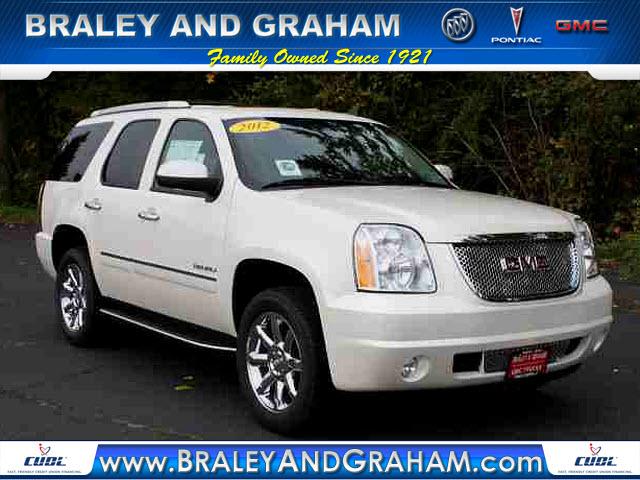 GMC Yukon EX Sedan 4D Sport Utility