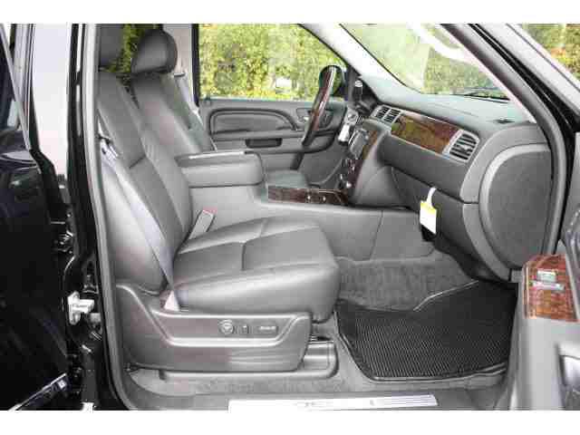 GMC Yukon 2012 photo 3