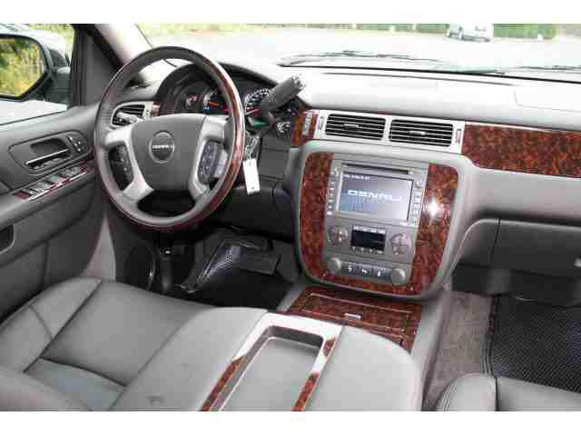 GMC Yukon 2012 photo 5
