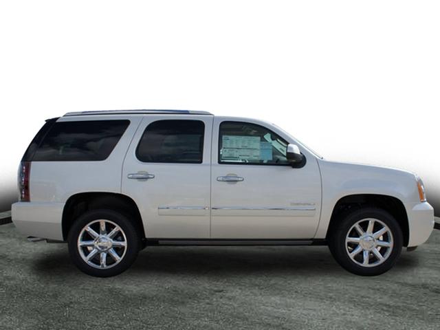 GMC Yukon 2012 photo 2