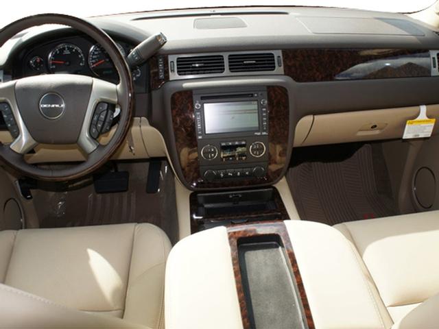 GMC Yukon 2012 photo 3