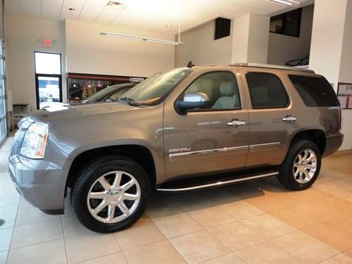 GMC Yukon 2012 photo 1