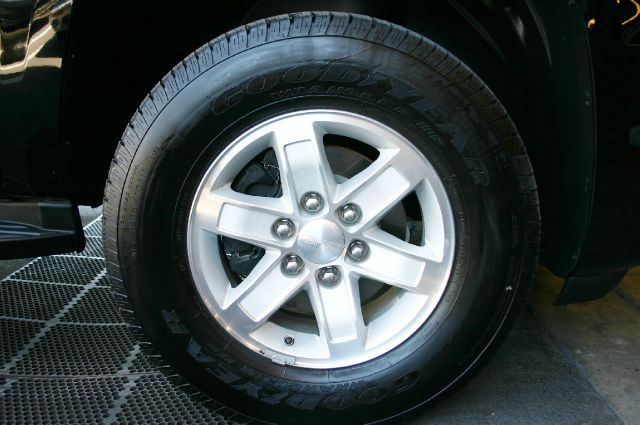 GMC Yukon 2012 photo 13