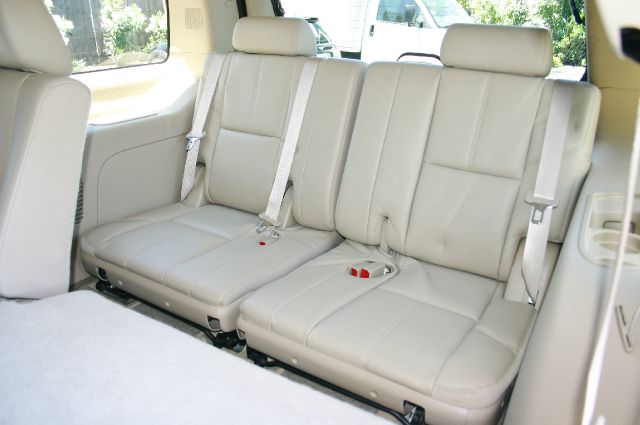 GMC Yukon 2012 photo 23