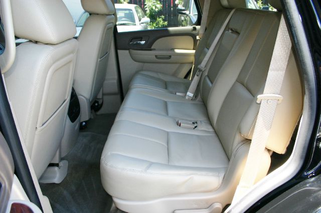 GMC Yukon 2012 photo 4