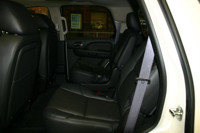 GMC Yukon 2012 photo 4