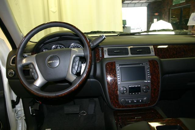 GMC Yukon 2012 photo 5