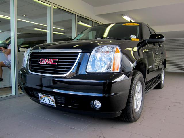 GMC Yukon LX Wagon 4D Unspecified