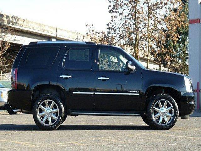 GMC Yukon 2012 photo 3
