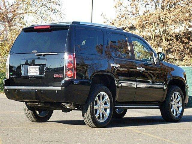 GMC Yukon 2012 photo 4
