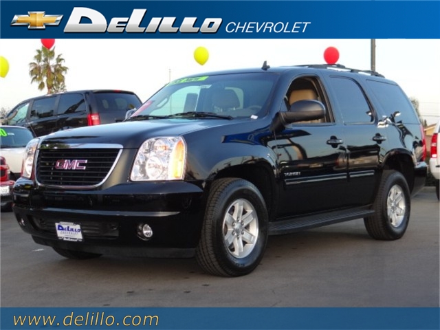 GMC Yukon LX Wagon 4D Unspecified