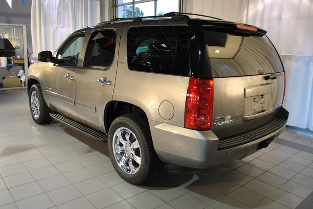 GMC Yukon 2012 photo 4
