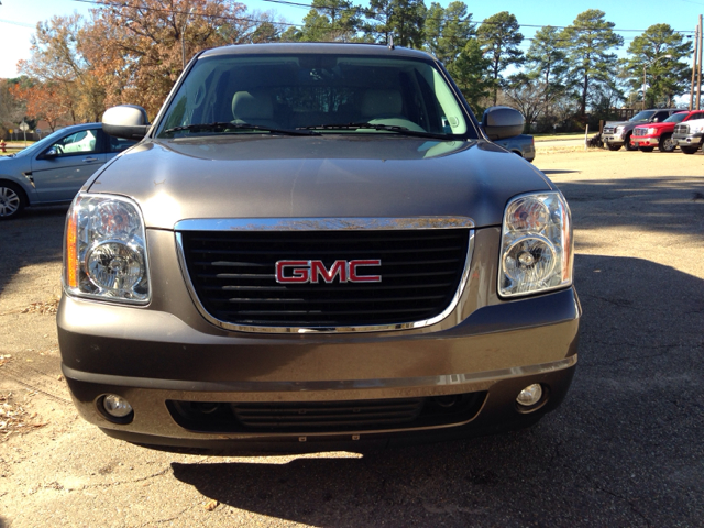 GMC Yukon Super SUV