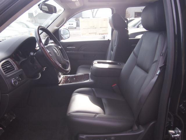 GMC Yukon EX Sedan 4D SUV