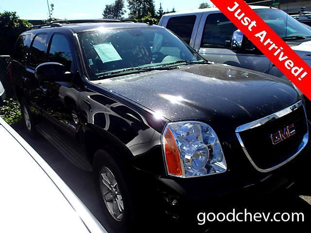 GMC Yukon 2013 photo 1