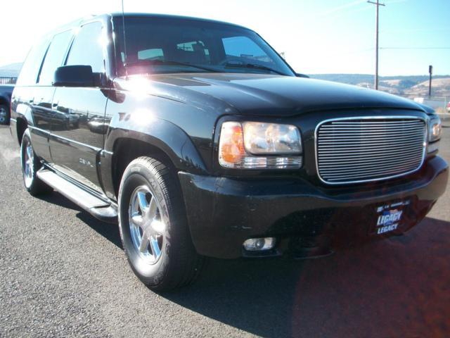 GMC Yukon Denali 1999 photo 4