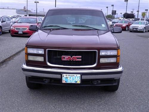 GMC Yukon Denali 1999 photo 1