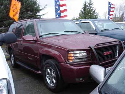 GMC Yukon Denali 1999 photo 2