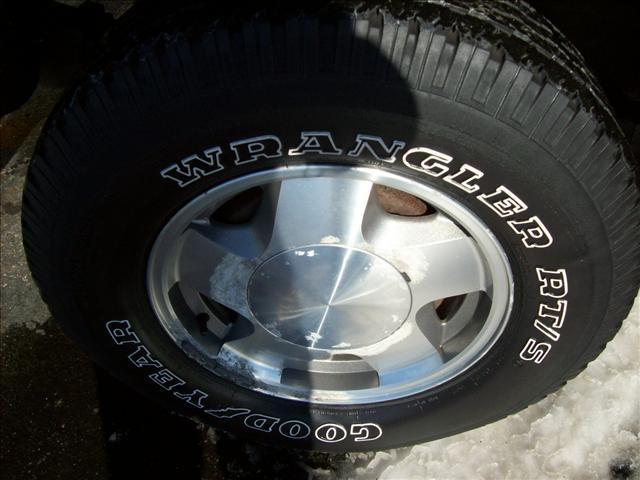 GMC Yukon Denali 1999 photo 4