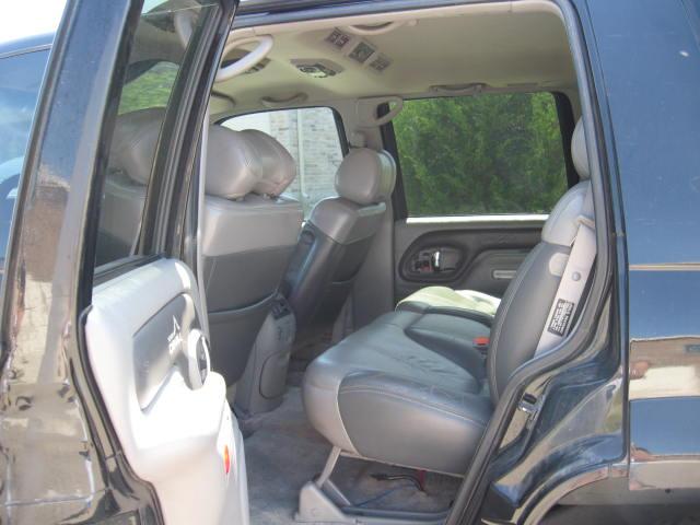 GMC Yukon Denali 1999 photo 4