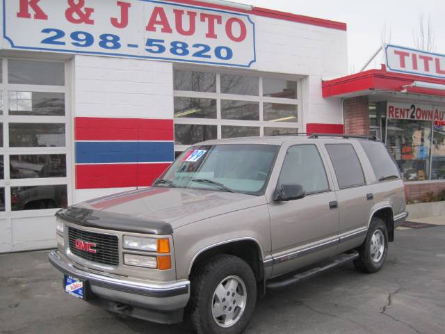 GMC Yukon Denali 1999 photo 3