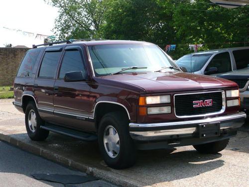 GMC Yukon Denali 1999 photo 2