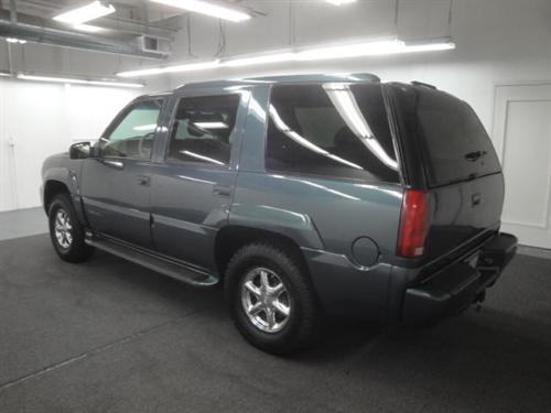 GMC Yukon Denali 1999 photo 1
