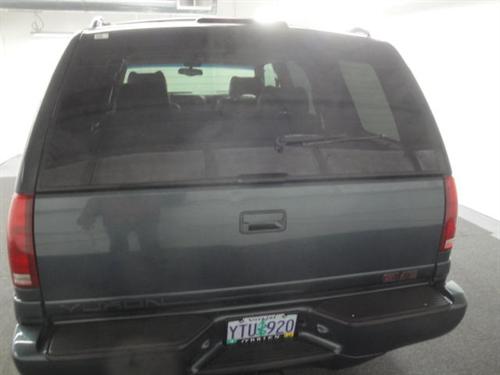 GMC Yukon Denali 1999 photo 2