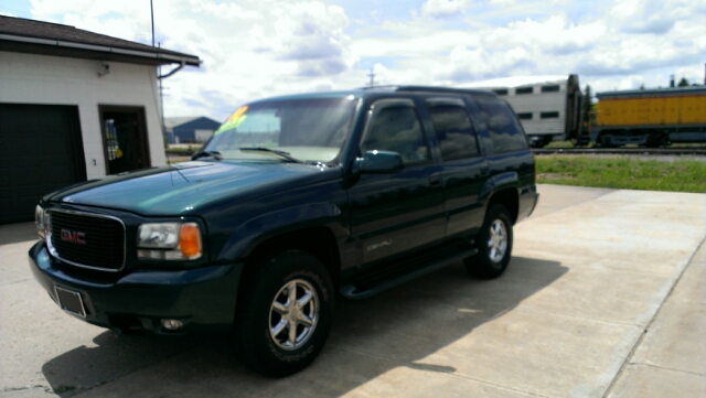 GMC Yukon Denali 4x4 Crew Cab LE SUV