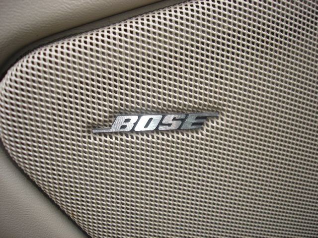 GMC Yukon Denali 2002 photo 19