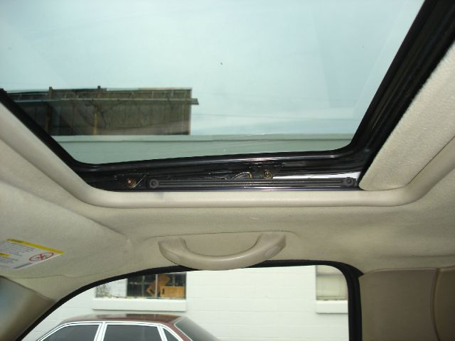 GMC Yukon Denali 2002 photo 30