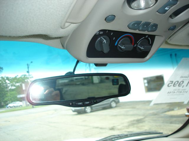 GMC Yukon Denali 2002 photo 6