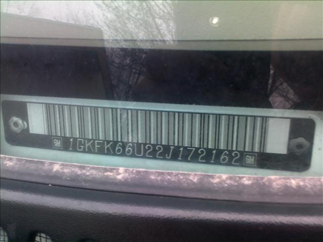 GMC Yukon Denali 2002 photo 1