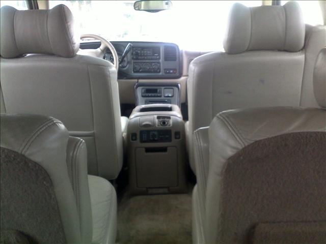 GMC Yukon Denali 2002 photo 5