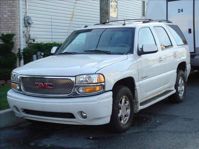 GMC Yukon Denali Unknown Sport Utility