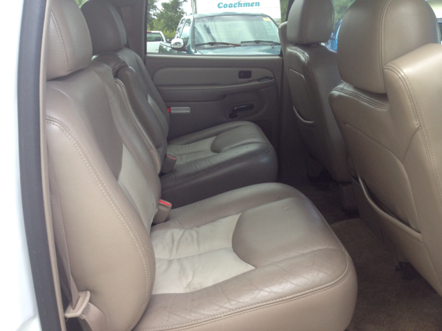 GMC Yukon Denali 2003 photo 1