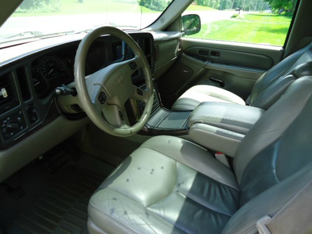 GMC Yukon Denali Unknown SUV