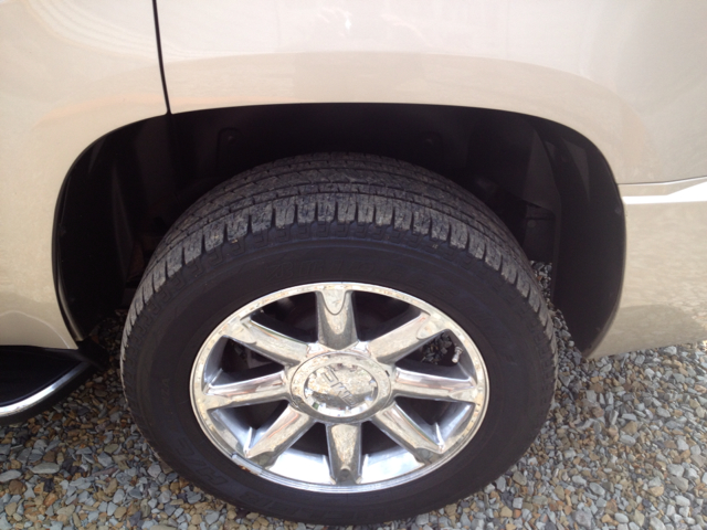 GMC Yukon Denali EX - DUAL Power Doors SUV