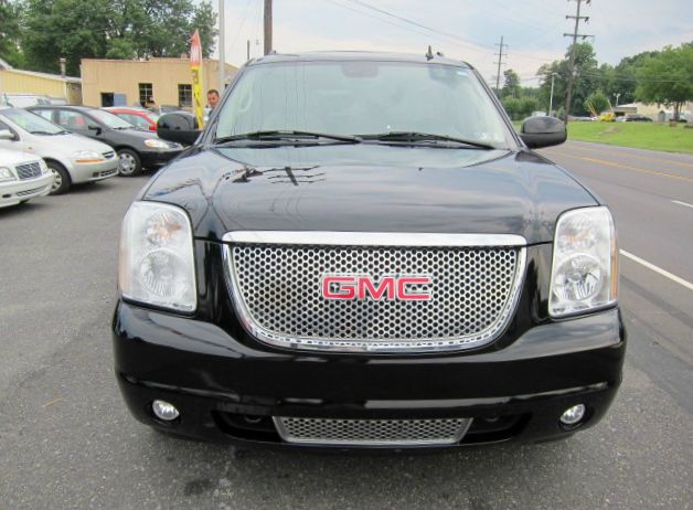 GMC Yukon Denali 2007 photo 3