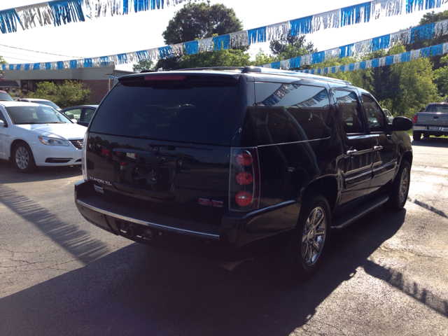 GMC Yukon Denali 2007 photo 4