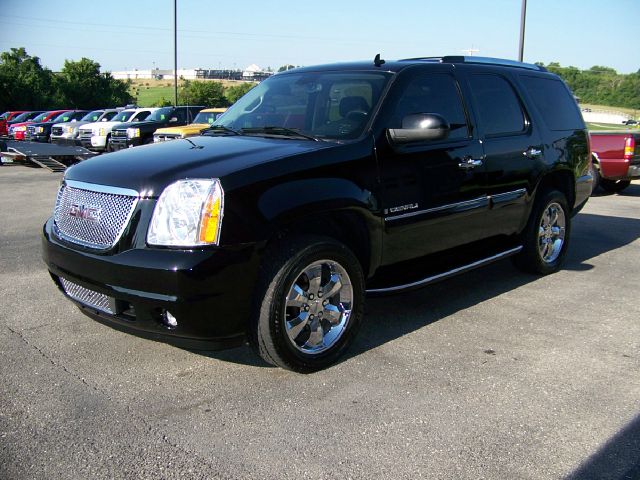 GMC Yukon Denali 2007 photo 1
