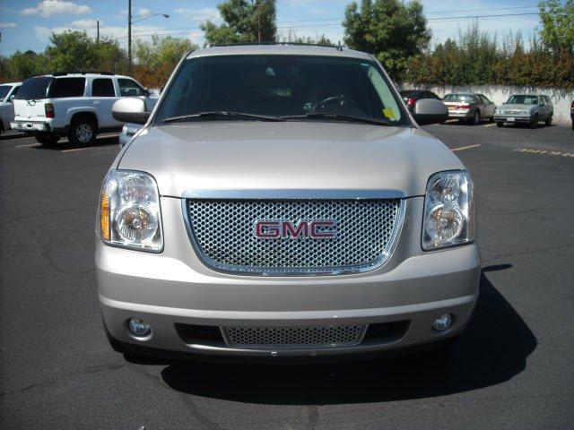 GMC Yukon Denali 2007 photo 1