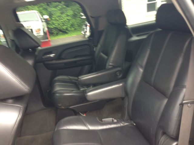 GMC Yukon Denali 2008 photo 2