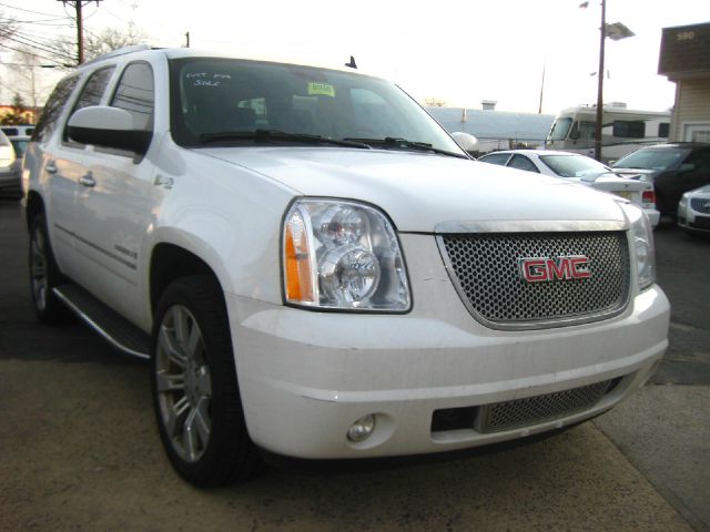 GMC Yukon Hybrid 2009 photo 1