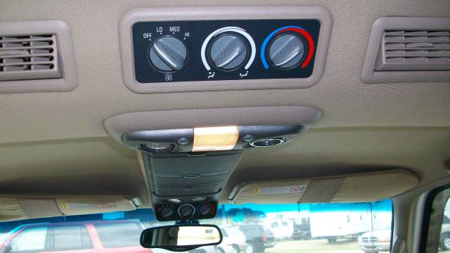 GMC Yukon XL 1998 photo 5